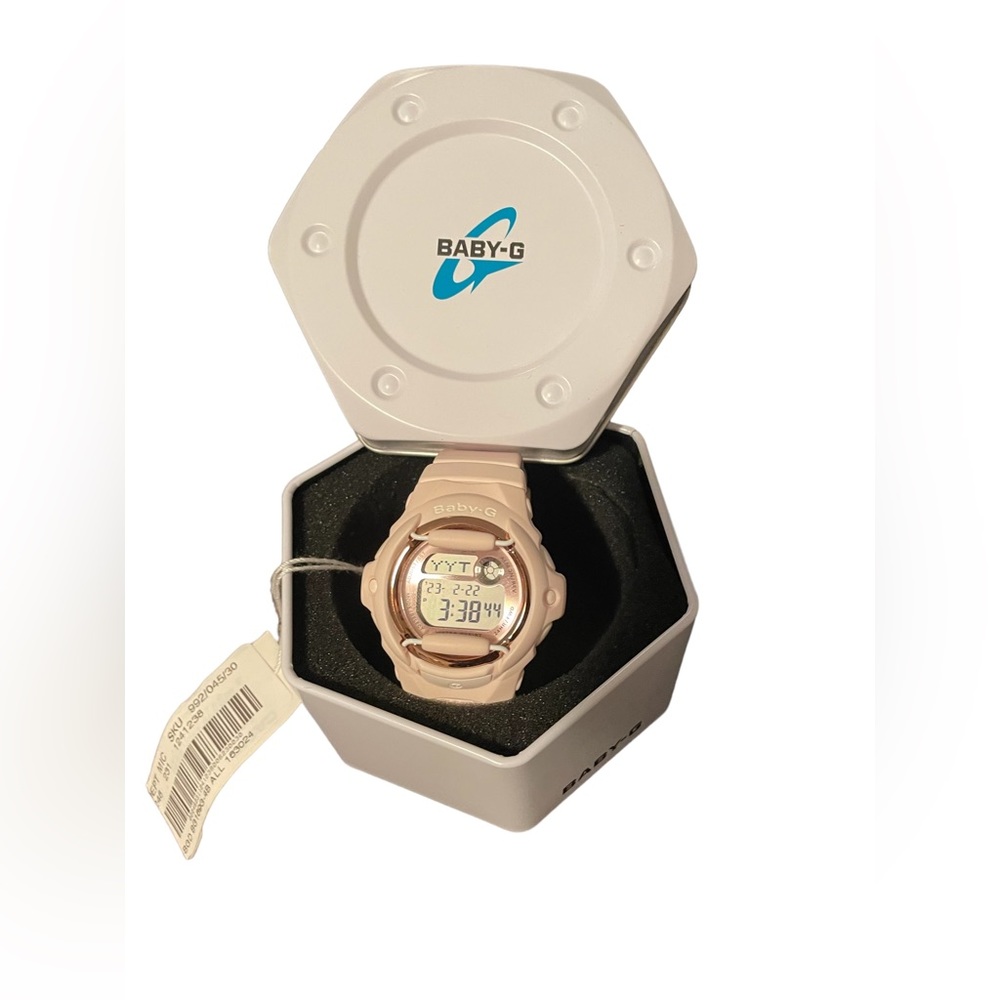 G-shock light pink in color brand new in box with tags